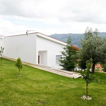 Villa Gondoriz-house