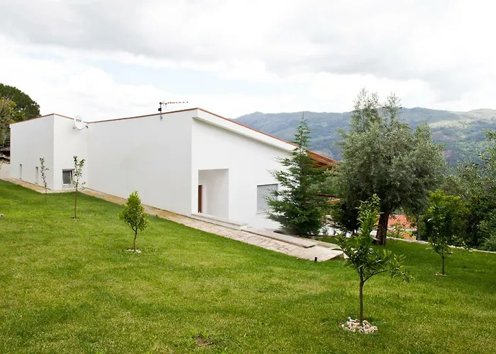 Villa Gondoriz-house