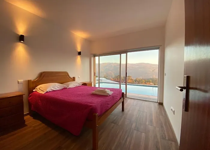 Villa Gondoriz-house Terras de Bouro